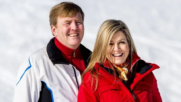 King Willem-Alexander, Queen Maxima, Princess Beatrix, Princess Amalia, Princess Alexia, Princess Ariane, Prince Constantijn and Princess Laurentien of The Netherlands pose at the annual winter photocall 