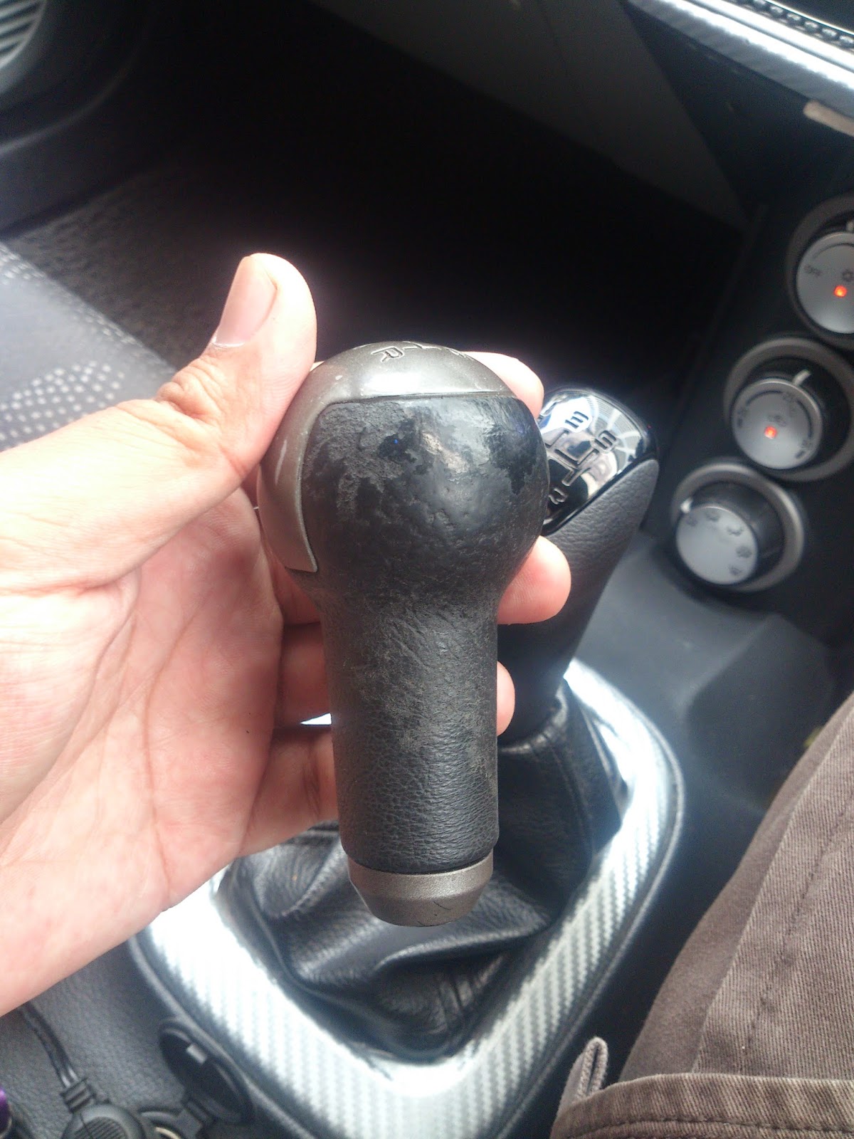 Preve Manual Transmission Gear Knob