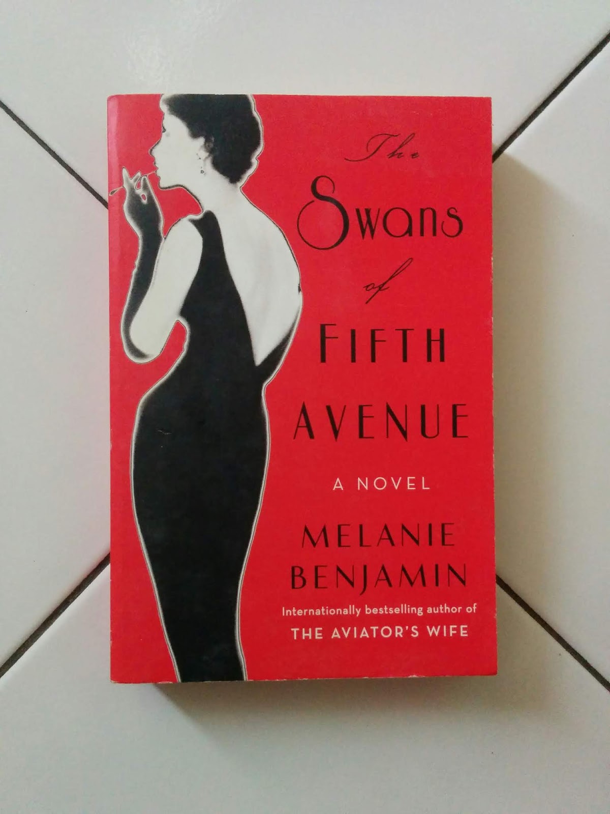 The Swans of Fifth Avenue (A Novel) Aksiku Toko Buku Bekas Online