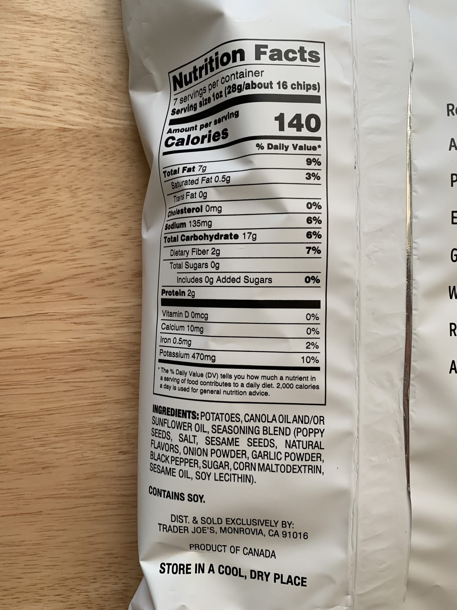 Trader Joe's Everything but the Bagel Seasoned KettleCooked Potato Chips