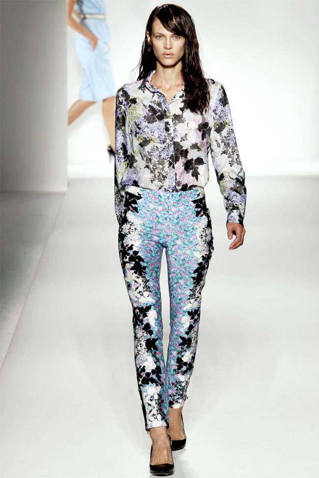 Спортмакс. Принты миксуем. Брюки Sportmax 2012 коллекция. Принты на вещах СПОРТМАКС.