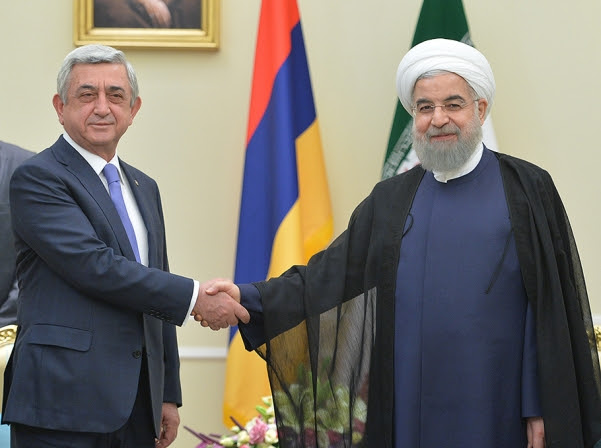 Sargsyan estuvo en la asunción de Rouhani