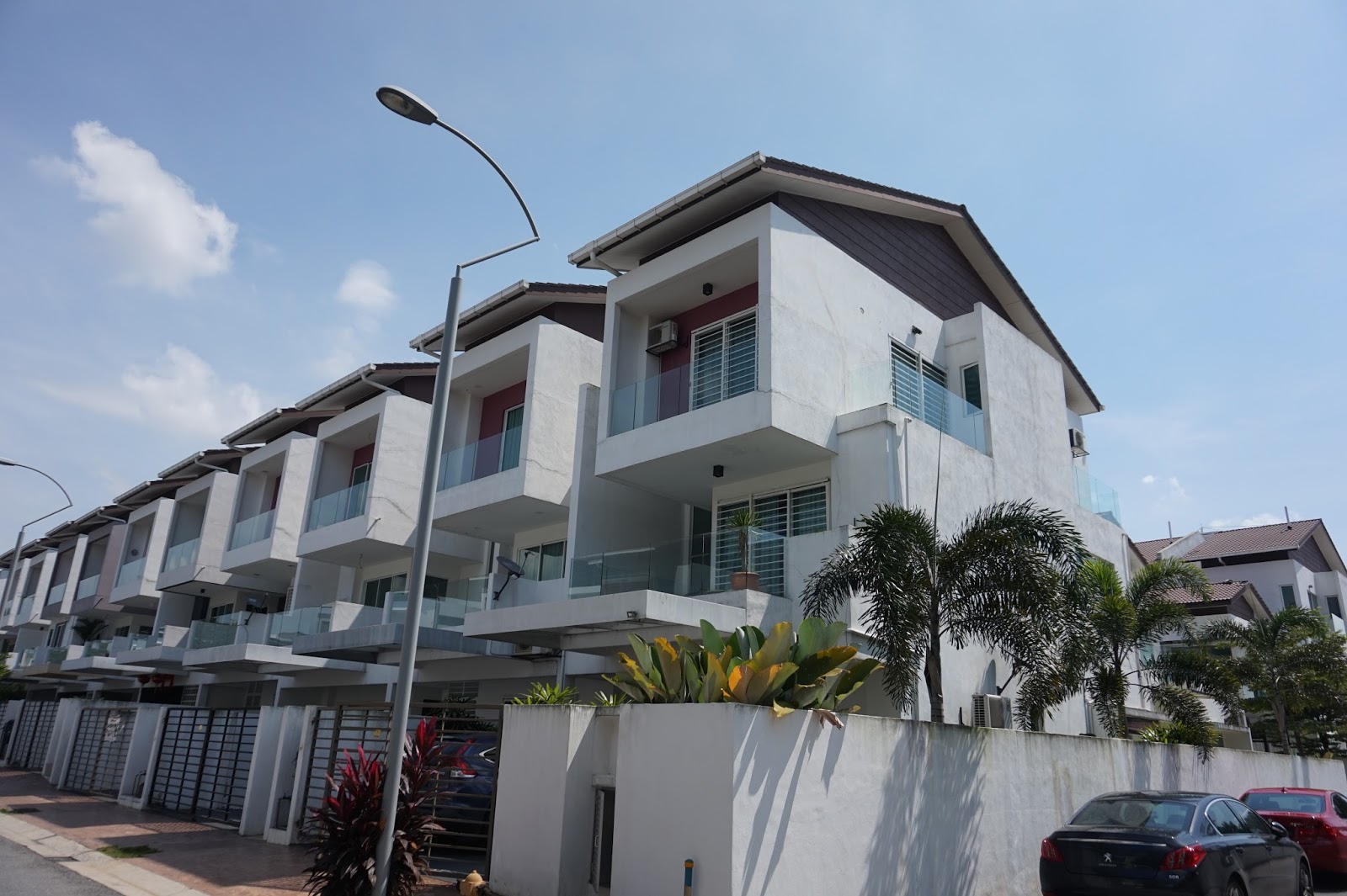 Kota Damansara, Section 6. 2 storey link house for sale Section 11