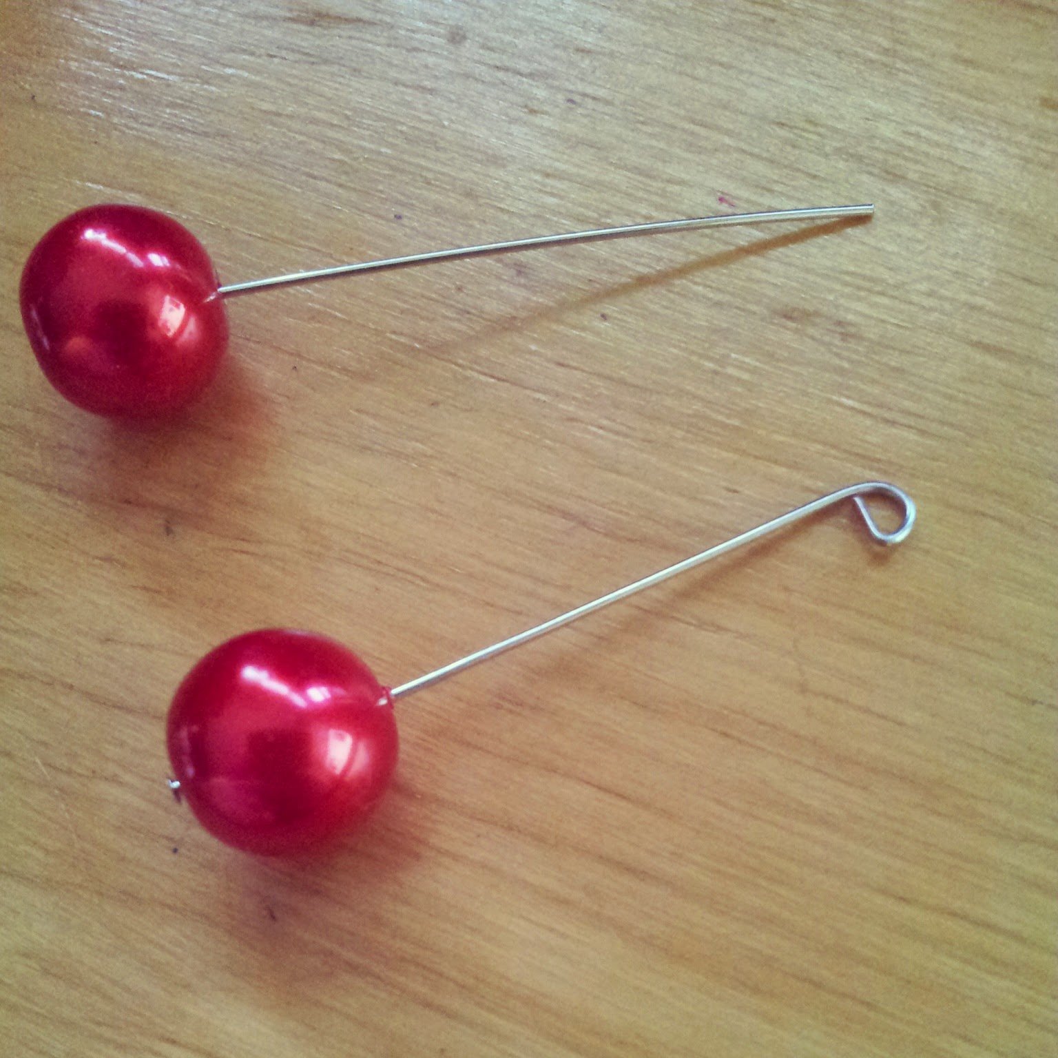 tea and craft Beaded cherry necklace