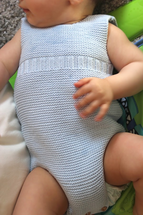 Diy tejer ropa de bebe pelele patrones gratis. Patrones lana y patrones punto.