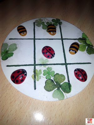 juego con piedras pintadas