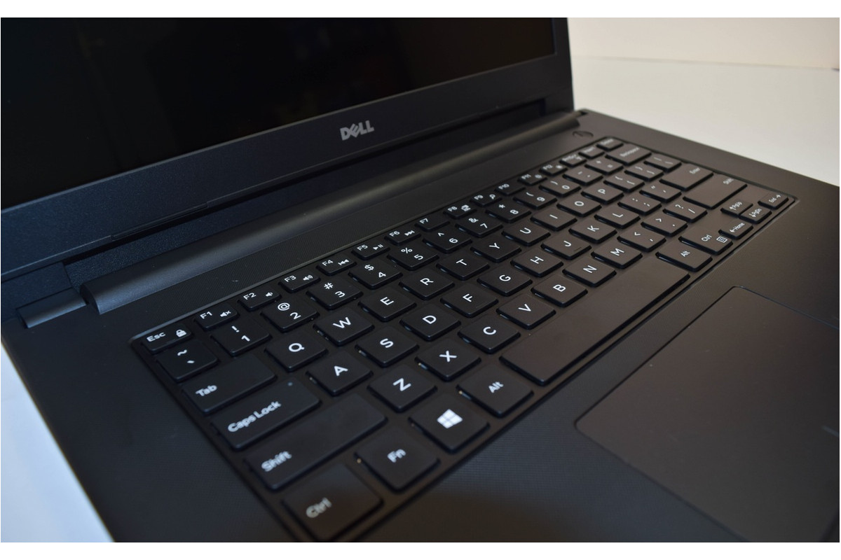 Menyelamatkan Dengan Pengetahuan: Review Dell Inspiron 14 3458 Core i3
