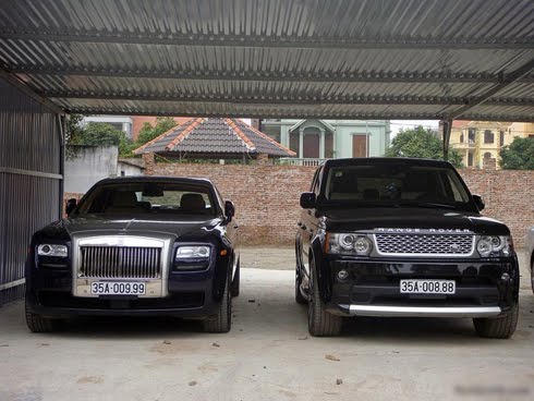 The 'terrorist' cars land of Ninh Binh | Oto in Vietnam