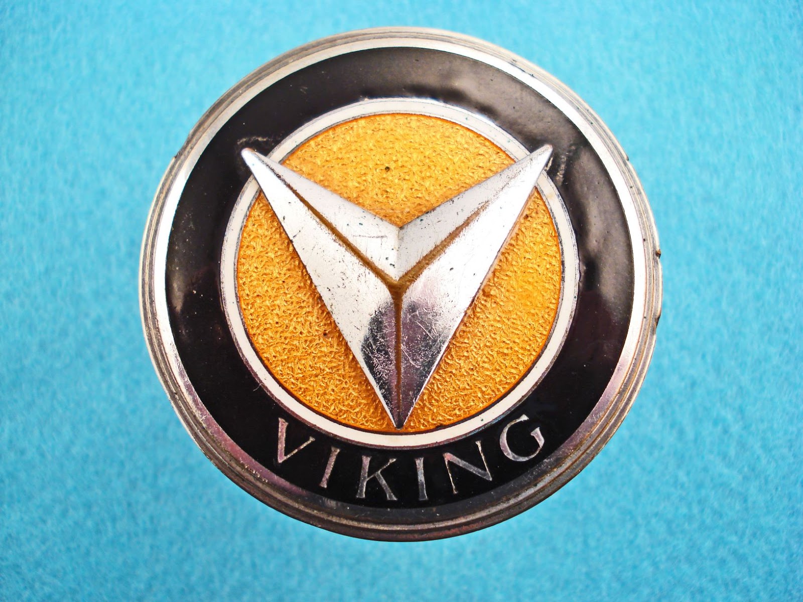 American Auto Emblems VIKING