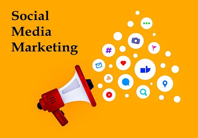 How to Use Social Media to Set Yourself Apart Social Media Marketing, Social Networking, Social Media Plateforms, Social Media Management