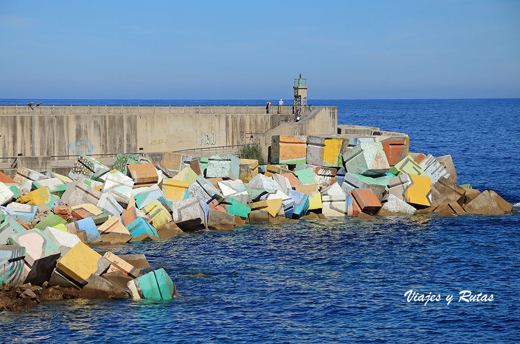 Cubos de la memoria de Llanes