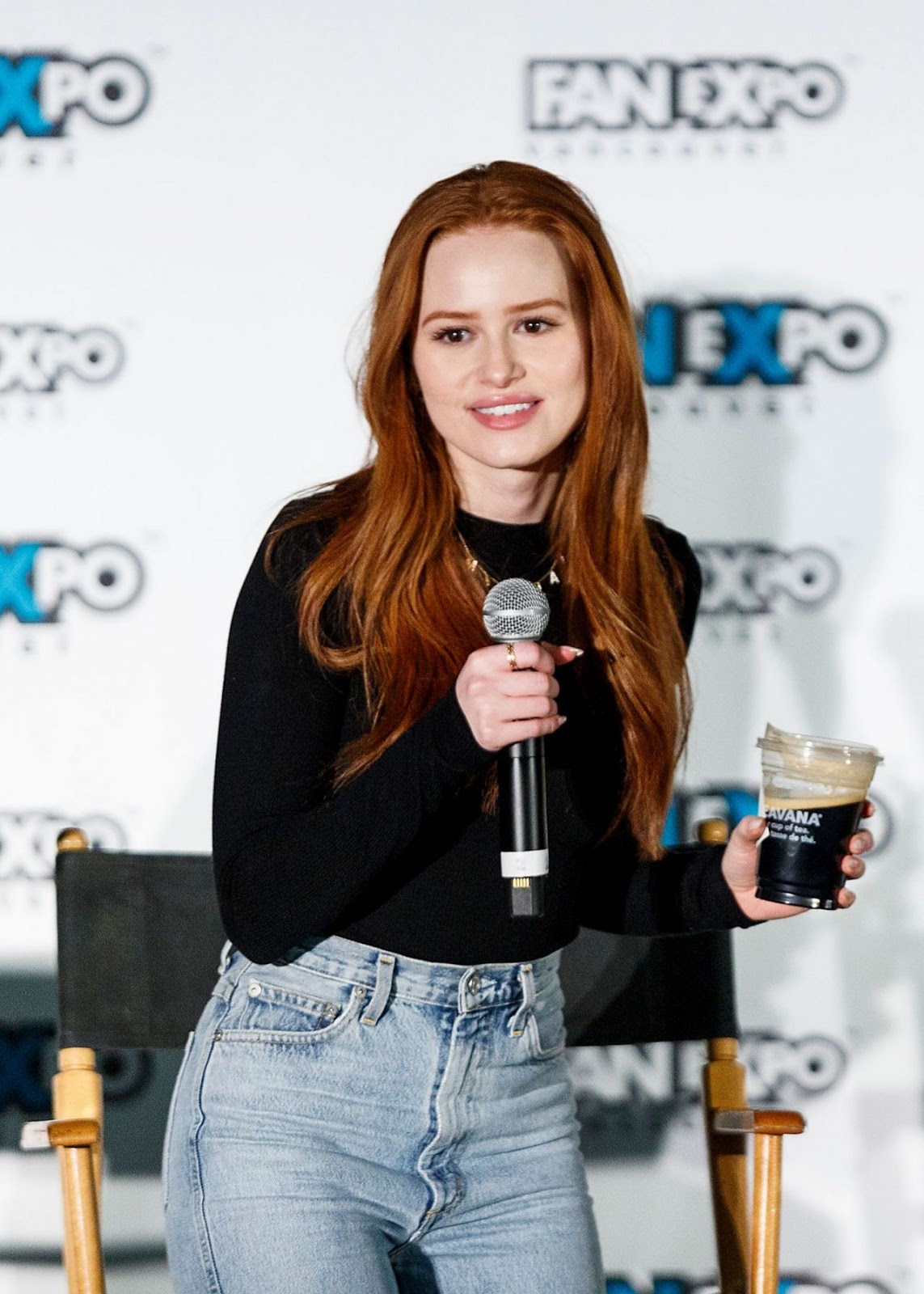 Madelaine Petsch At Fan Expo Vancouver 03/03/2019 - Hollywood