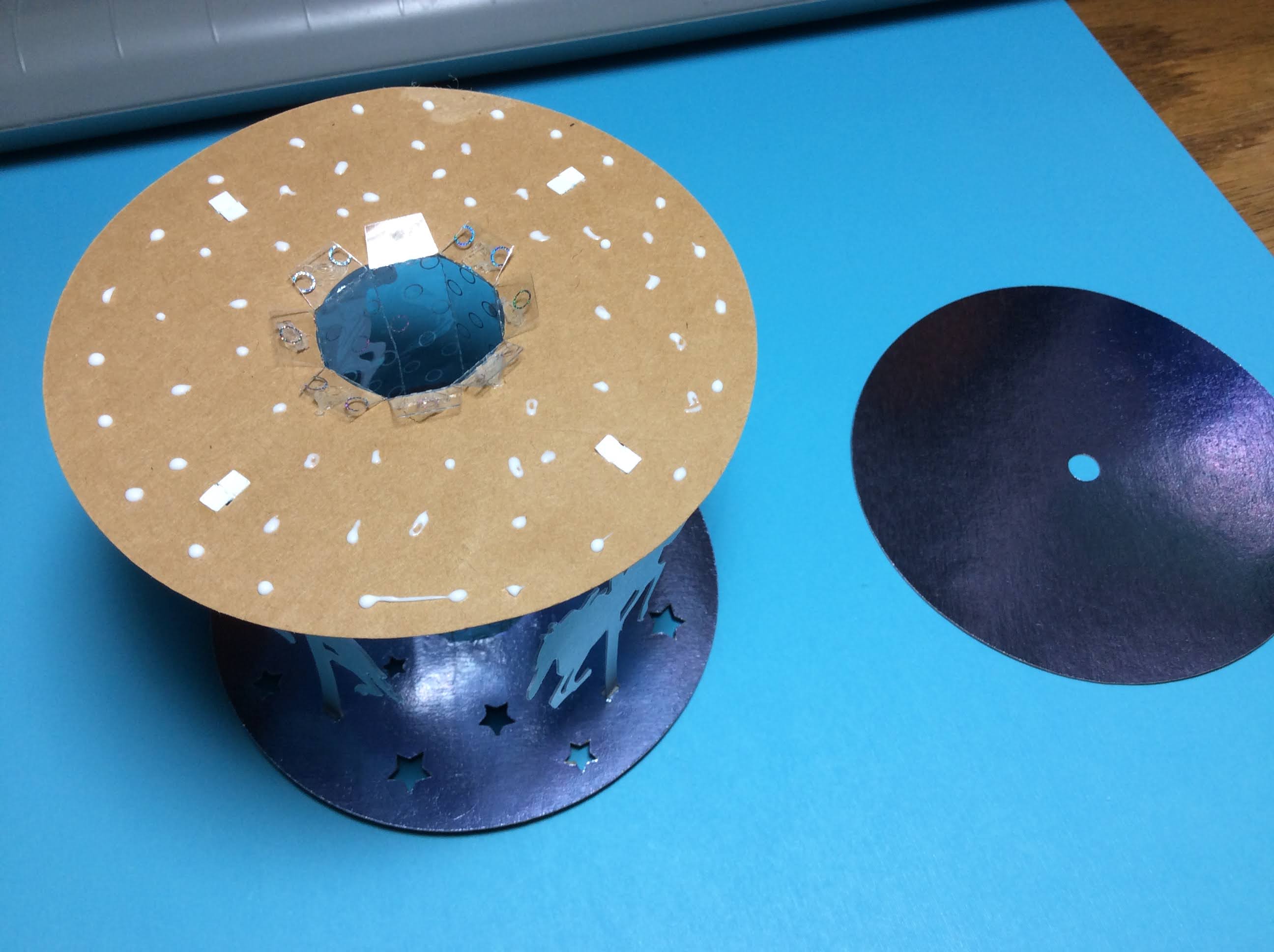 Papercrafts and other fun things: A STEM Project: A Rotating Hyperdino ...