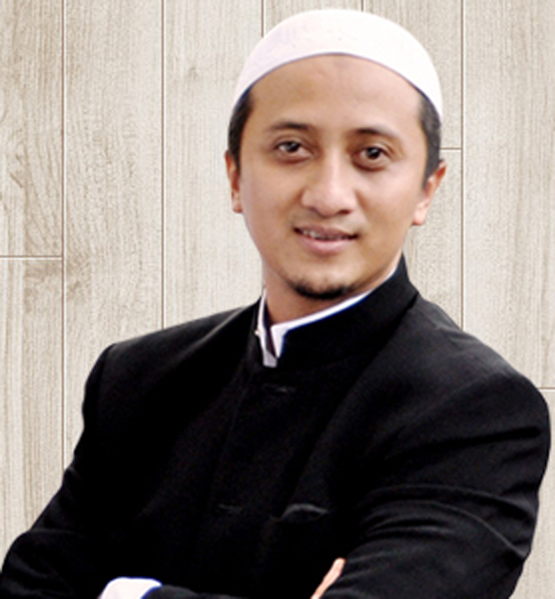 Biografi Ustadz Muhammad Faizar