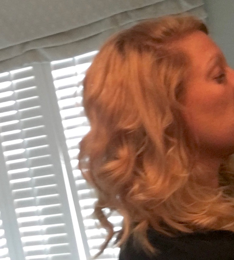 Product Review Nume Bubble Curling Wand South Shore Decorating Blog