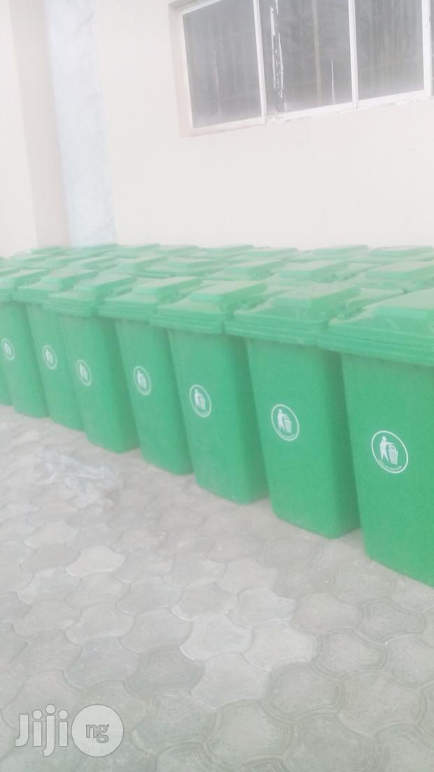 SUPPLIER OF INDUSTRIAL PLASTIC WASTE BINS WITH WHEELS AND WASTE