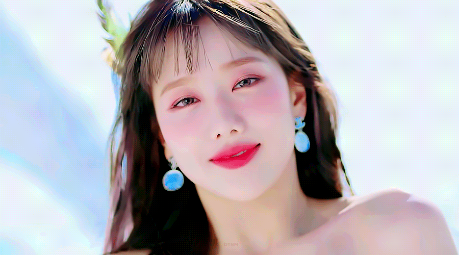 미모 물오른 에이프릴 나은