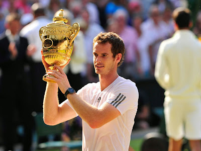 Andy Murray with Wimbledon Trophy