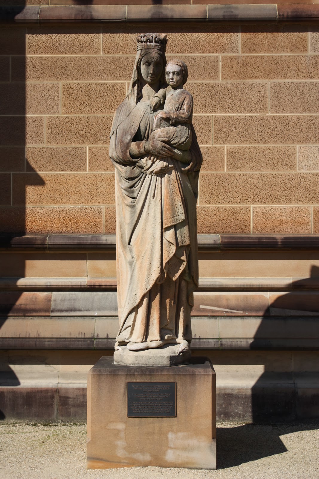 Sydney City and Suburbs St Mary's Cathedral, sculpture
