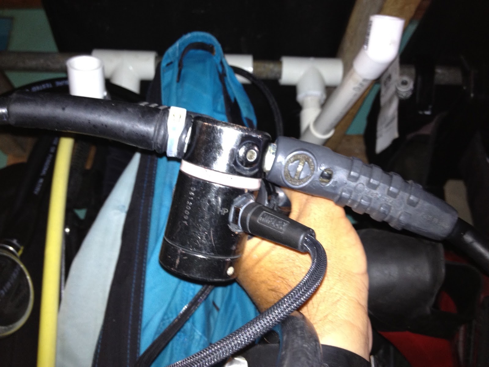 DiveGearReview Dive Rite First Stage "bulletproof"