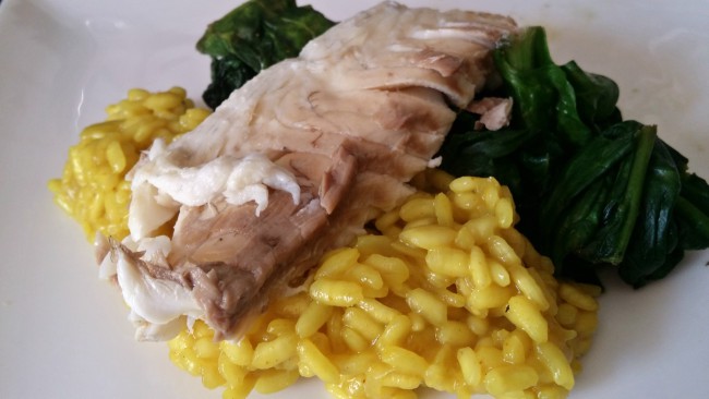 Dorada Con Risotto De Azafrán Y Espinacas
