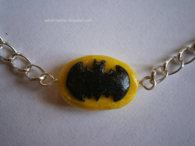 Biżuteryjny komplet Batman - naszyjnik i bransoletka z modeliny