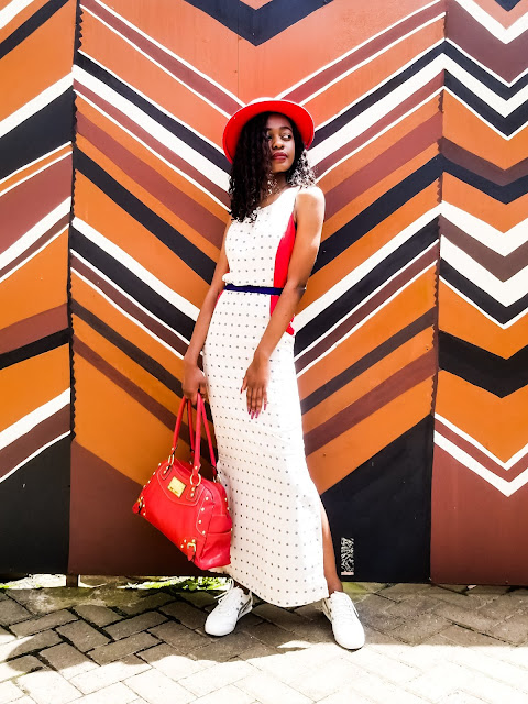 How To Wear A Maxi Dress With Sneakers