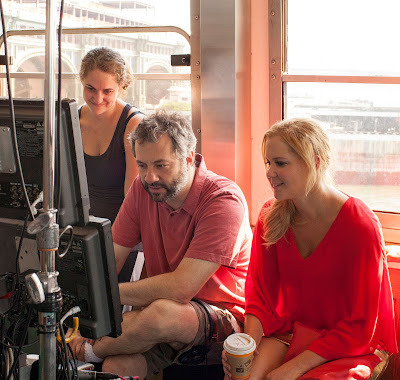 Amy Schumer and Judd Apatow on the set of Trainwreck