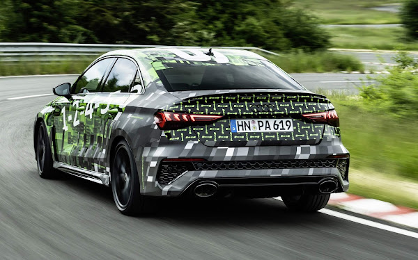 Novo Audi RS3 2022 tem o 'modo drift' para derrapagens controladas