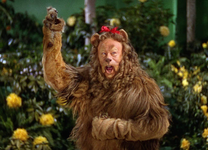 Six Feet Under Hollywood: The Cowardly Lion
