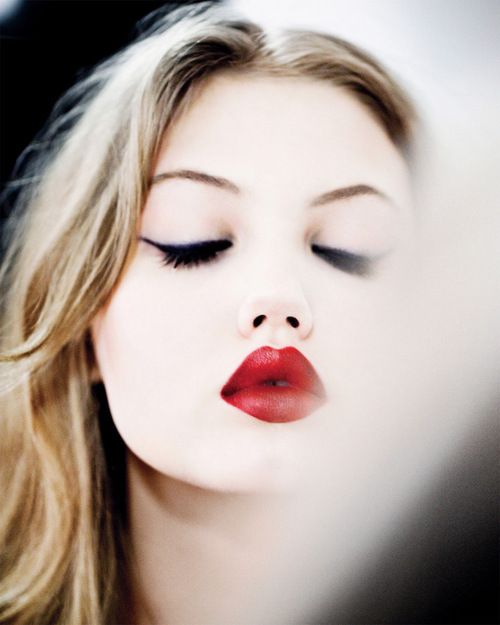 Kisses Arent Contracts June 2011