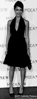 Jessica Alba - Beautifully dressed - Black and White picture 5