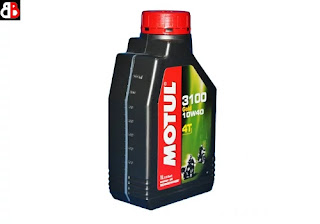 10 Harga Oli Motor Motul Sport Matic Bebek 4 Tak dan 2 Tak Terbaru Bicara soal sistem pelumasan sepeda motor kita tidak bisa terlepas dari yang namanya oli 10 Harga Oli Motor Motul Sport Matic Bebek 4 Tak dan 2 Tak Terbaru