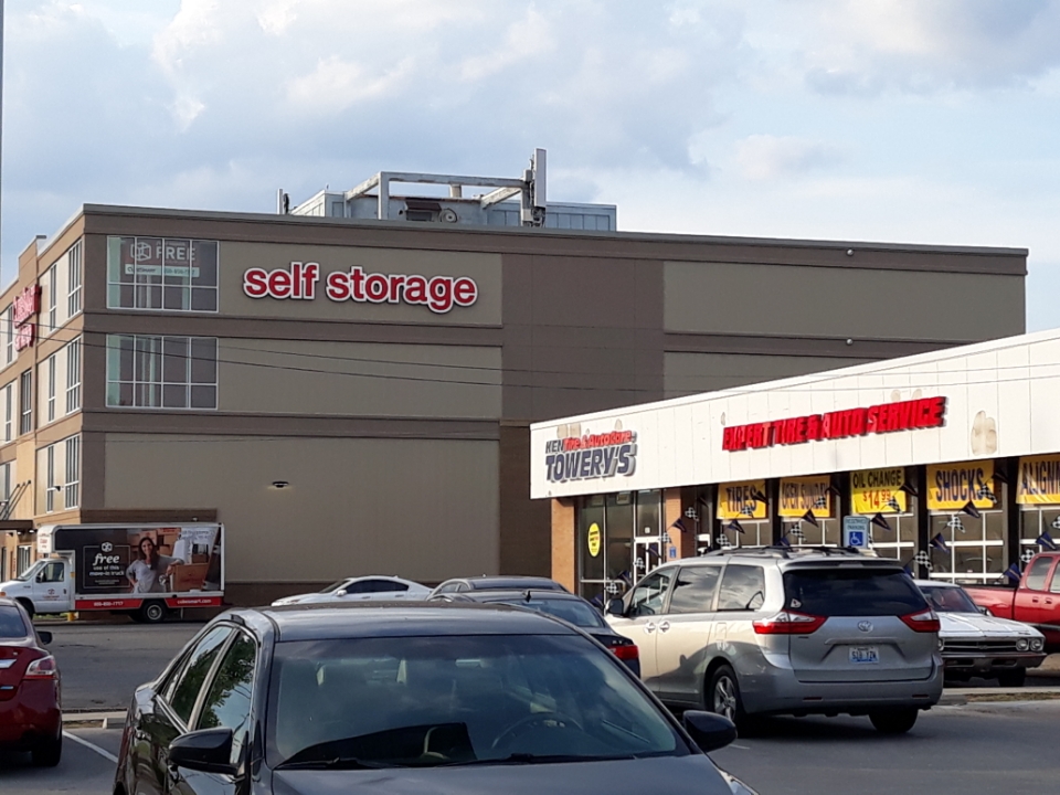 The Bon Air Observer Bon Air . . . Future Setting for Storage Wars Kentucky