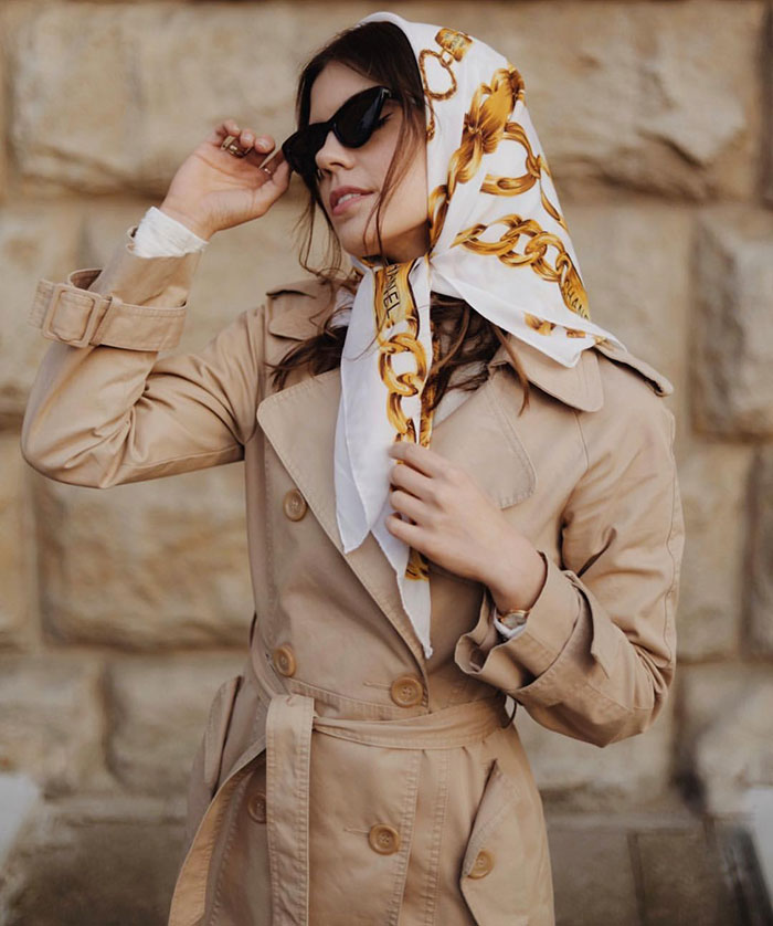 Style Inspiration | Mini Trend: the Silk Scarf