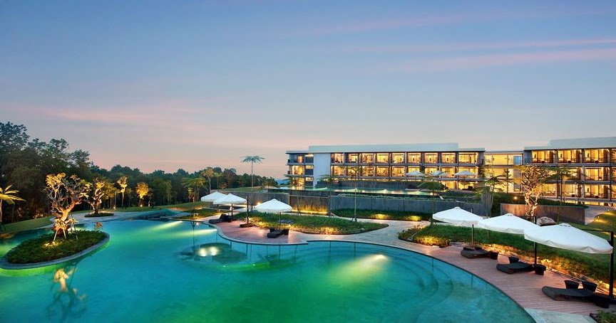 This Stunning 5-Star Hotel in Bogor is Sold Out Every Weekend & Here’s