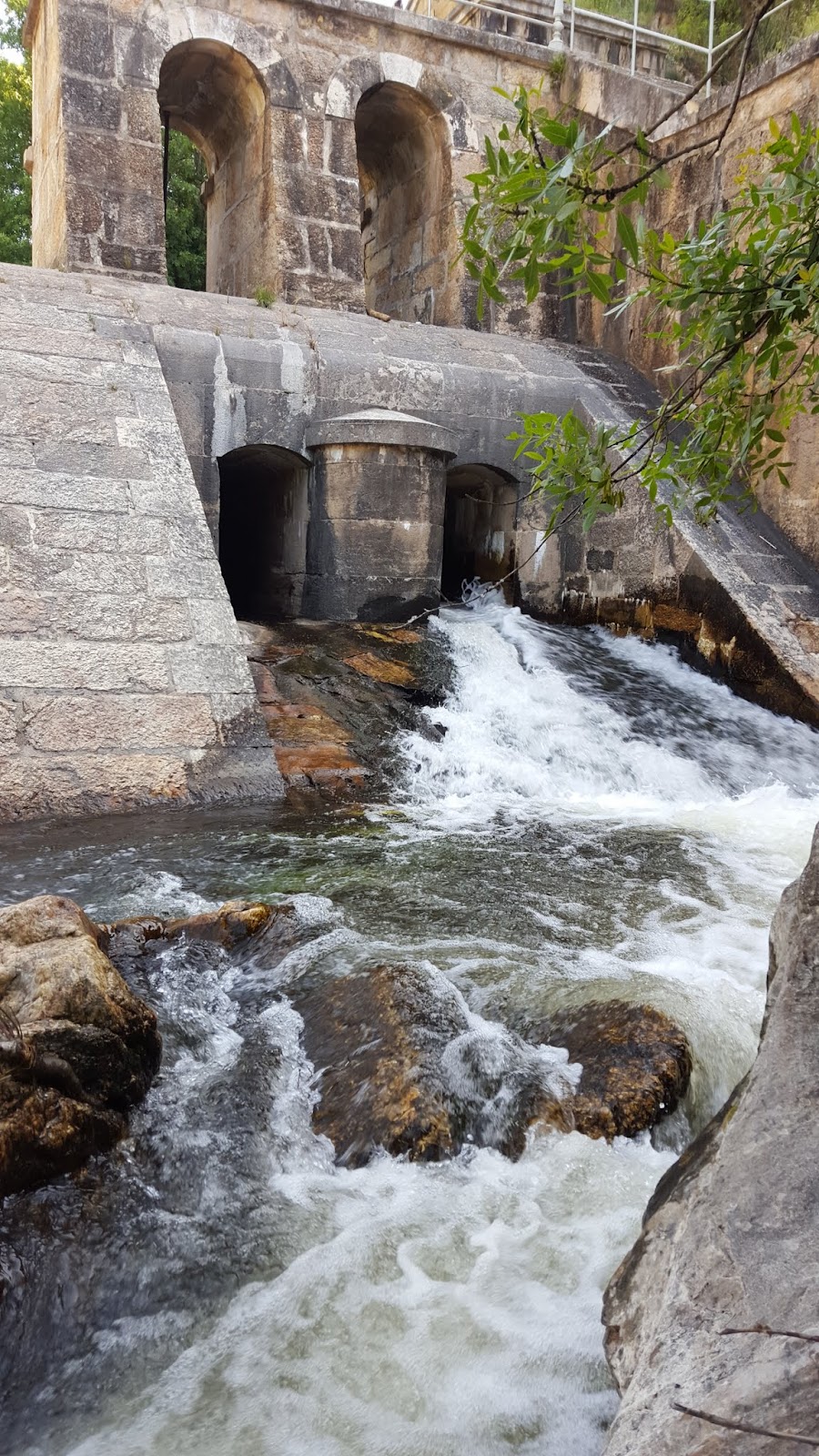 Presa Azud del Mesto