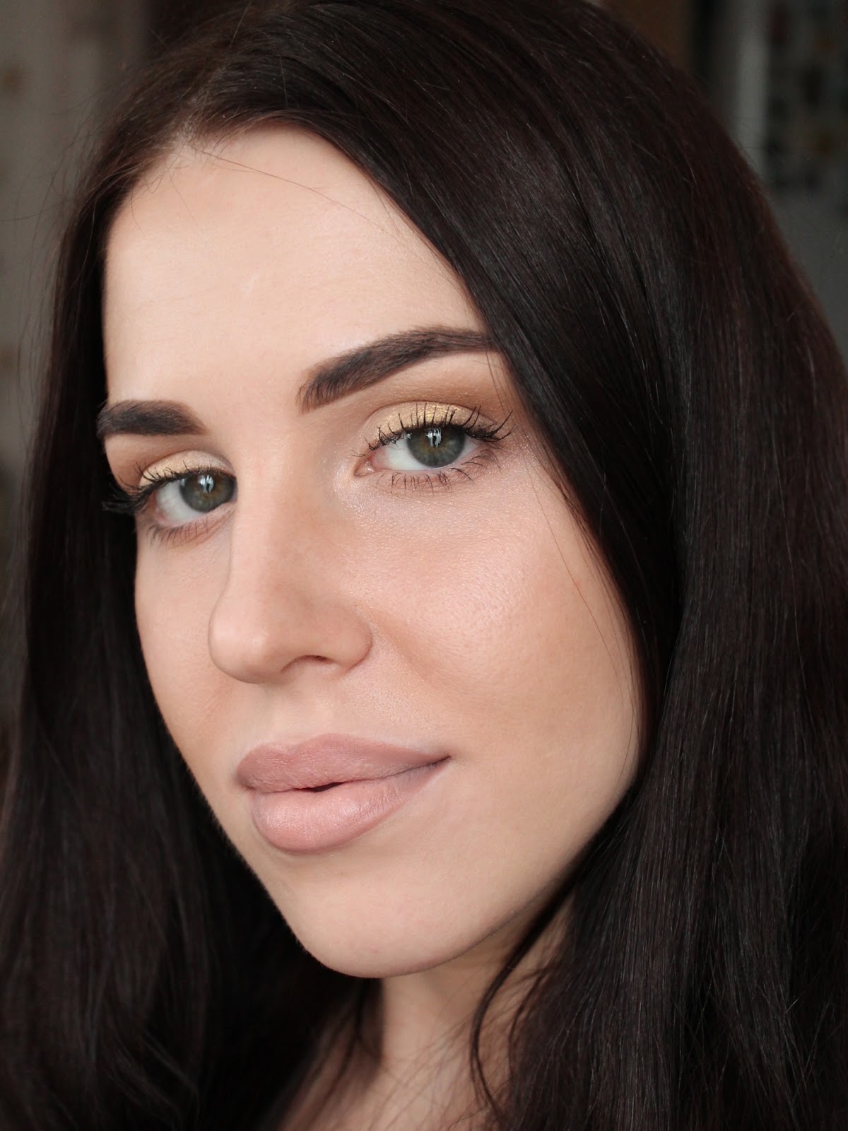 Mac really me помада. Мак тени для век wedge. Перламутровая пудра mineralize skinfinish soft & gentle. Mac review. Mac review.