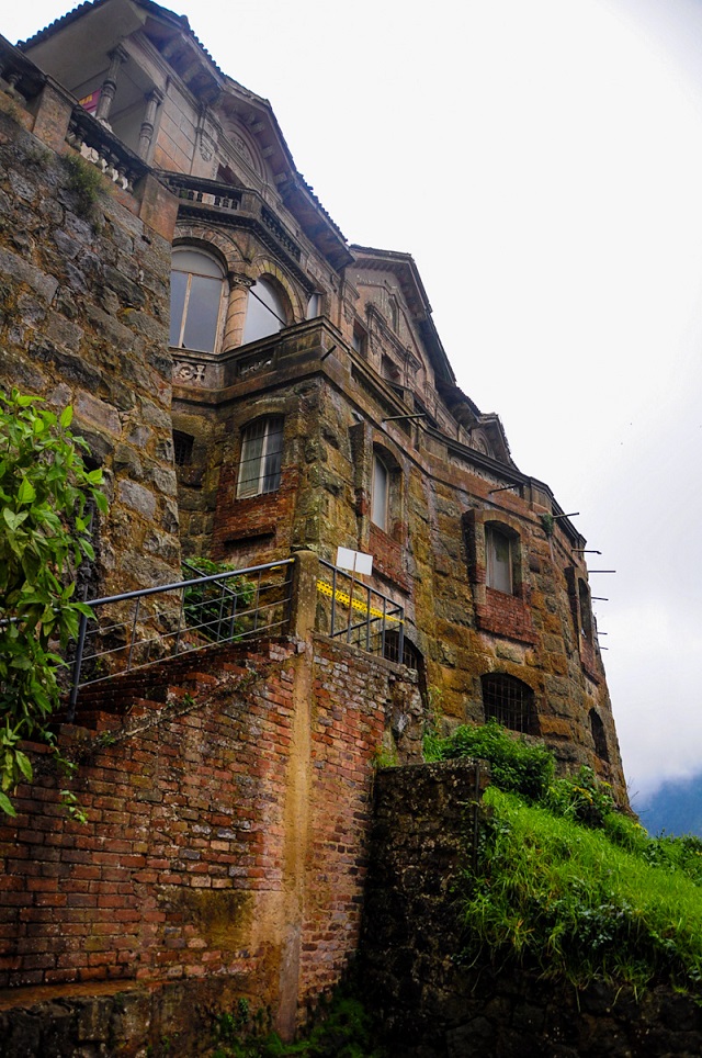 Hotel embrujado del Salto del Tequendama, en Colombia Abandonado