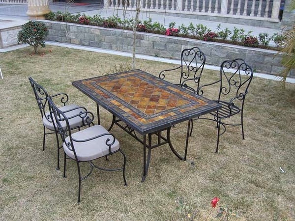 Garden table from Mosaic – 30 super models!