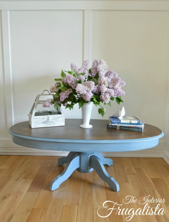 Summer Blueberries - Pedestal Oval Coffee Table