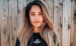 Valkyrae Boyfriend Name and Age: How Old tall is Twitch Streamer?