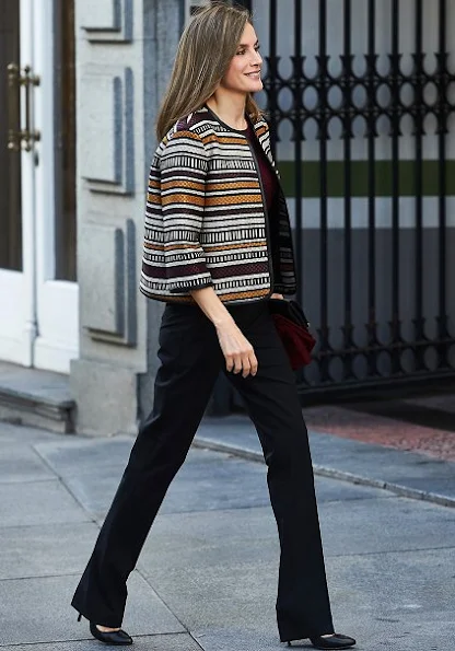 Queen Letizia wore Uterqüe Multi-Striped Boxy Jacket from Spring/Summer 2015 Ethnic Collection, Magrit Pumps, Carolina Herrera clutch bag, Folli Follie diamond earrings