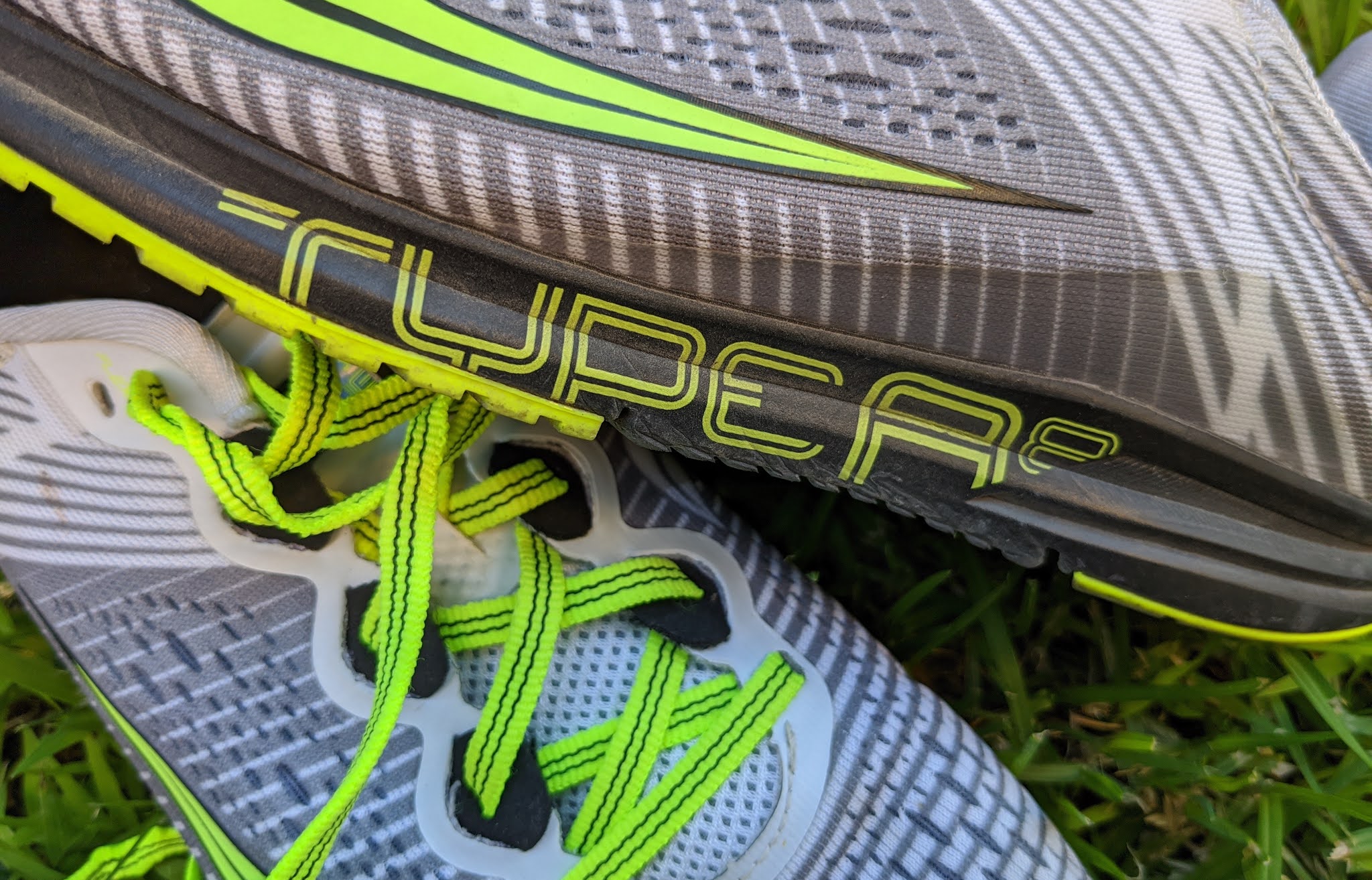tenis saucony type a8