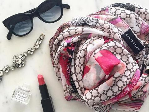 memilih bahan dasar jilbab memilih bahan dasar jilbab