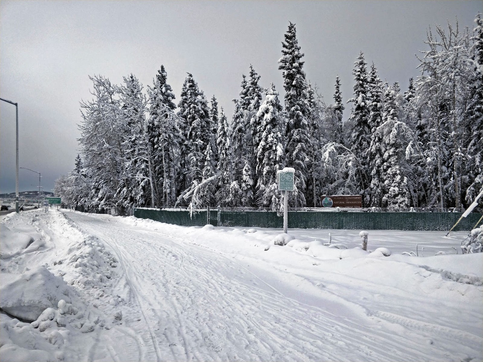 the viewing deck Extremely Cold (36'C) Short Visit in Fairbanks, Alaska