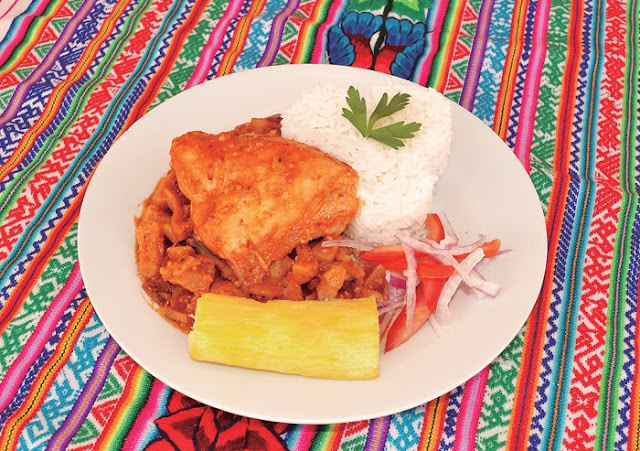 Carapulcra con Pollo