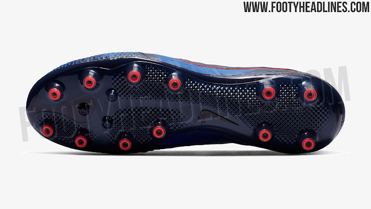 nike phantom venom strike night