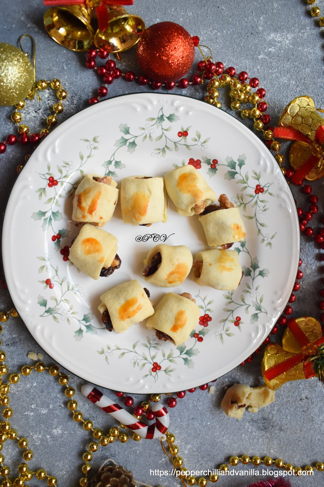 Date Roll/Date Roll Recipe...Christmas Sweet Pepper, Chilli and Vanilla