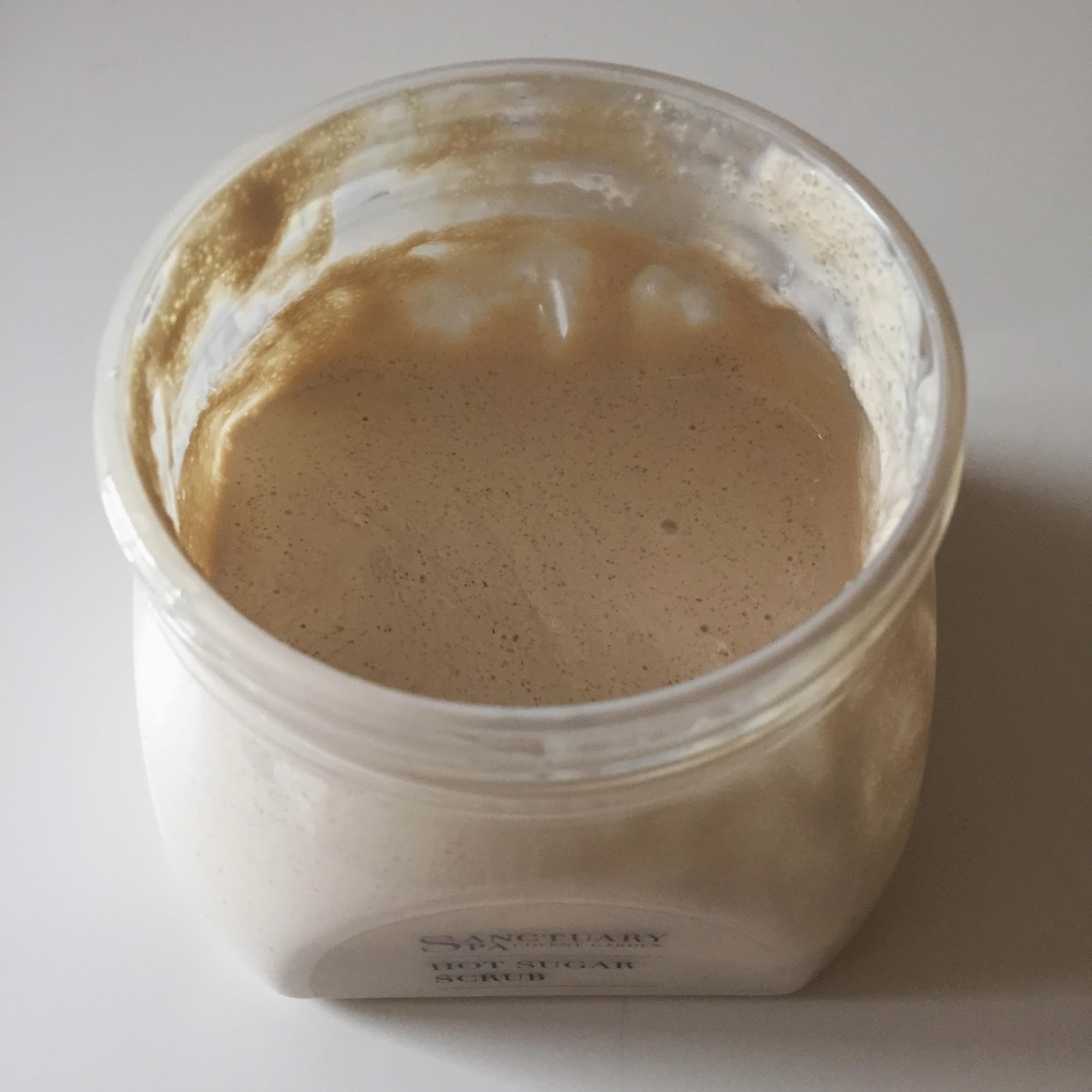 DermoFuture Sugar Body Scrub - Zucker-Körperpeeling Mit Sheabutter
